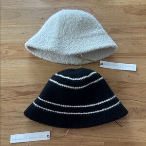House of Harlow 1960 Bucket hats